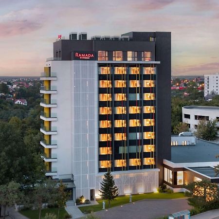 فندق Ramada By Wyndham Slatina Parc المظهر الخارجي الصورة