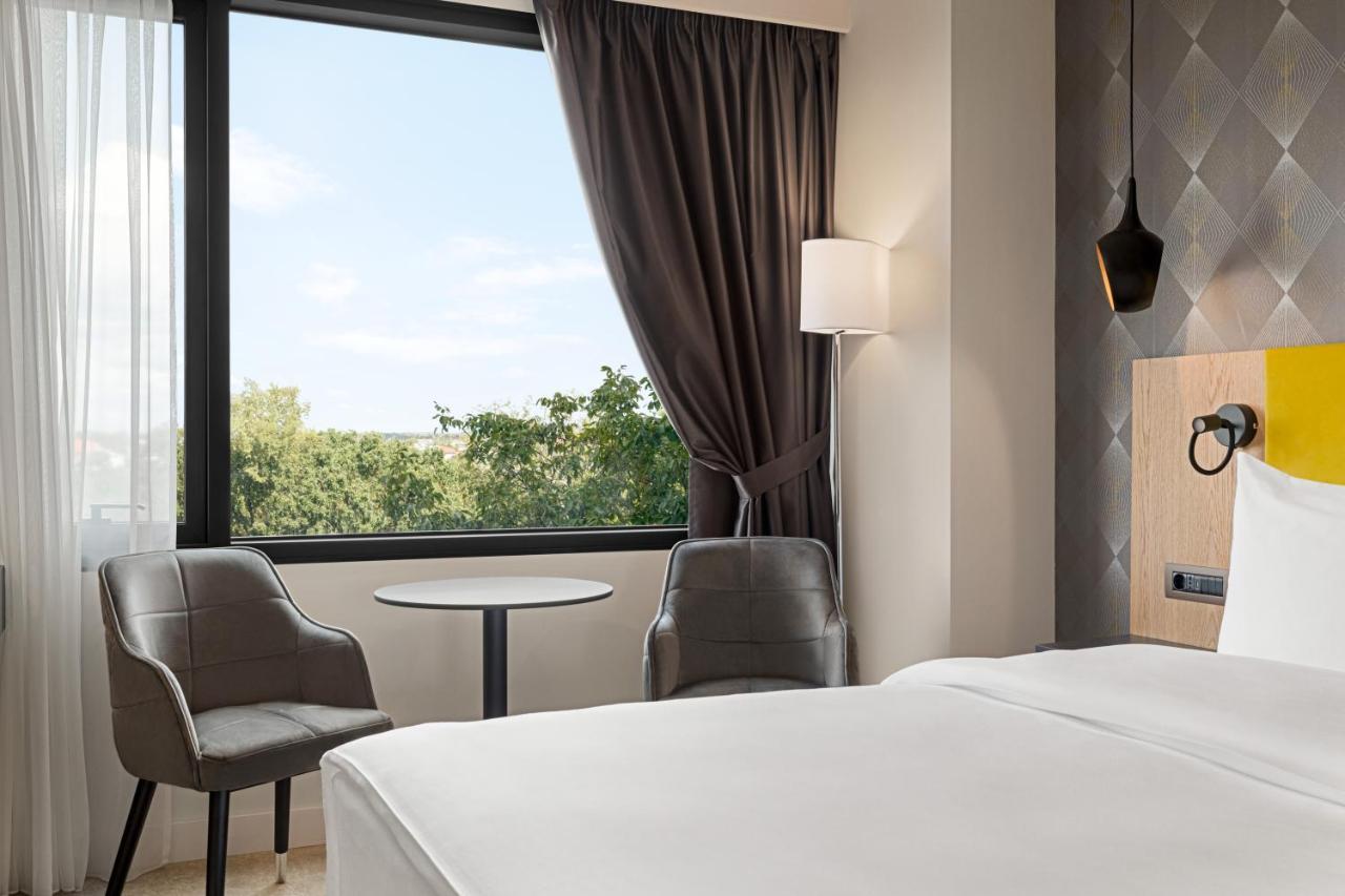 فندق Ramada By Wyndham Slatina Parc المظهر الخارجي الصورة