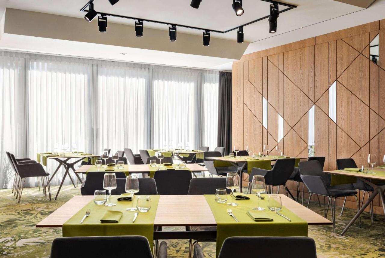 فندق Ramada By Wyndham Slatina Parc المظهر الخارجي الصورة