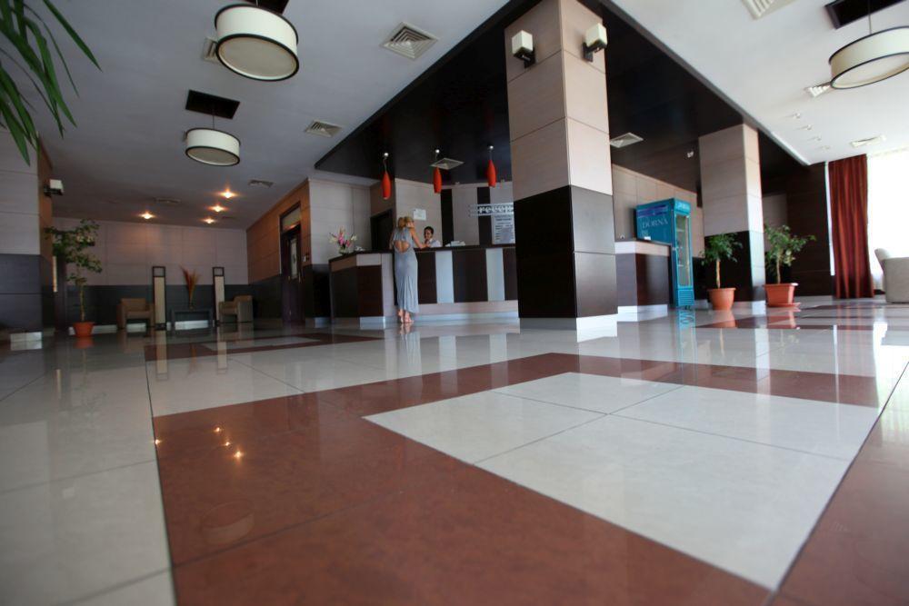 فندق Ramada By Wyndham Slatina Parc المظهر الخارجي الصورة