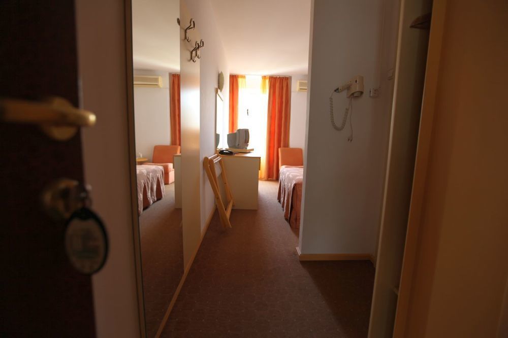 فندق Ramada By Wyndham Slatina Parc المظهر الخارجي الصورة