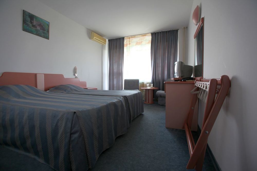فندق Ramada By Wyndham Slatina Parc المظهر الخارجي الصورة